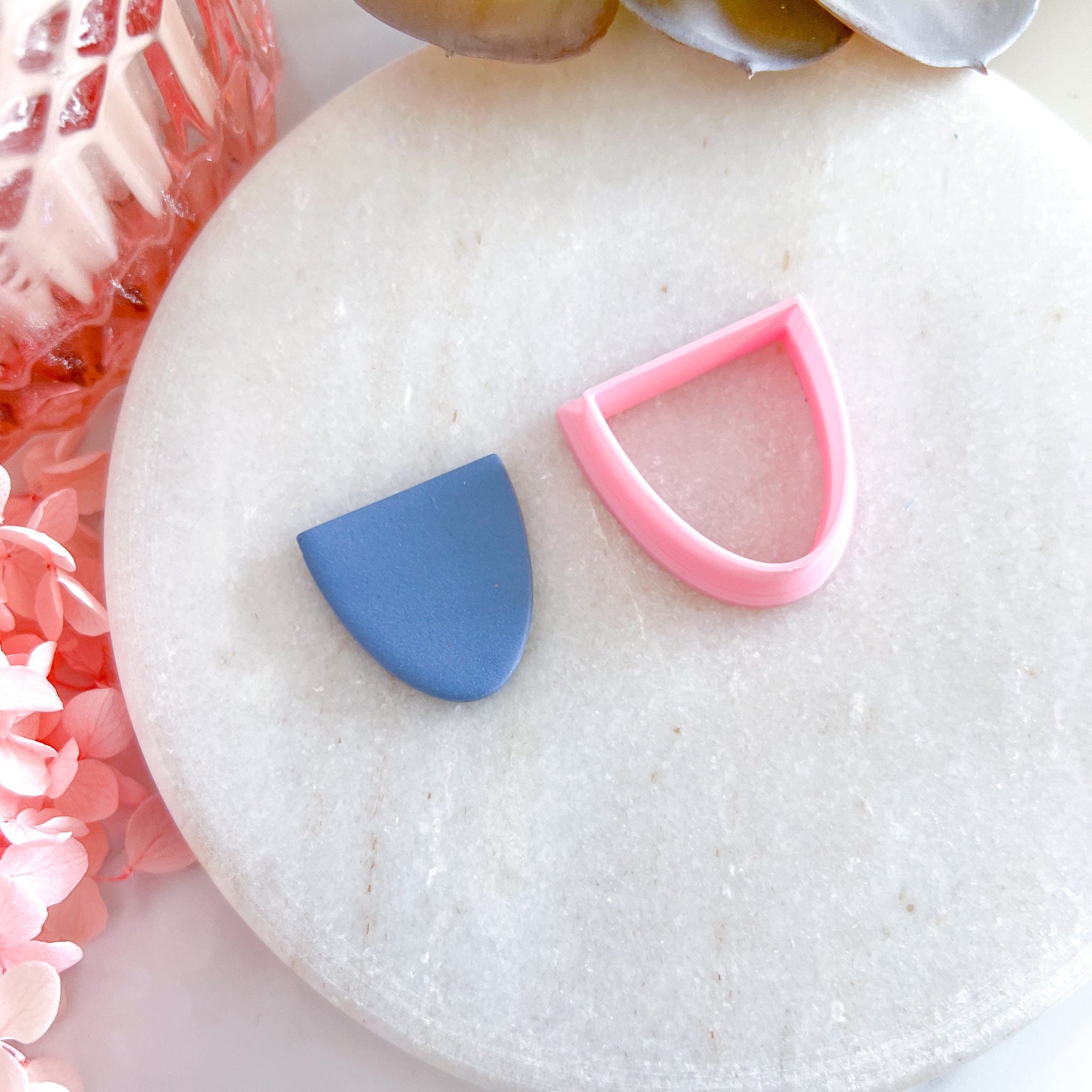 kitandco.com.au Cutter Half Oval Dangle - Clay Cutter