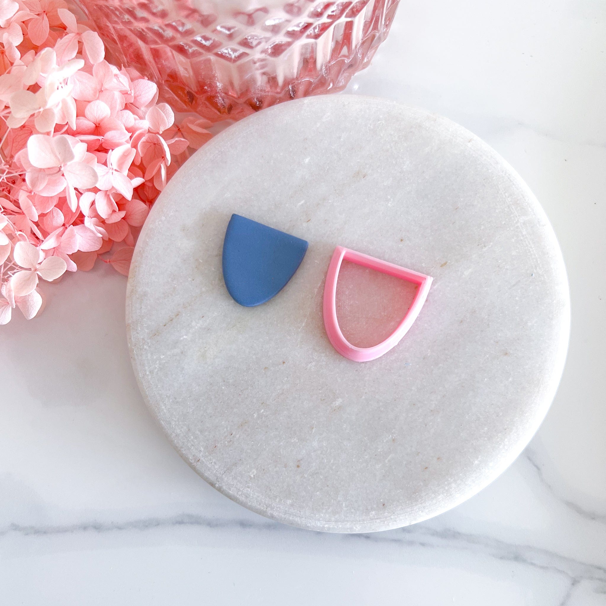 kitandco.com.au Cutter Half Oval Dangle - Clay Cutter