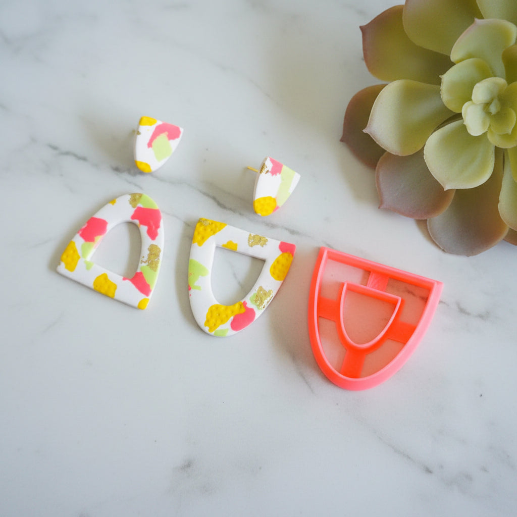 kitandco.com.au Cutter "Half Oval with Donut" - Clay Cutter
