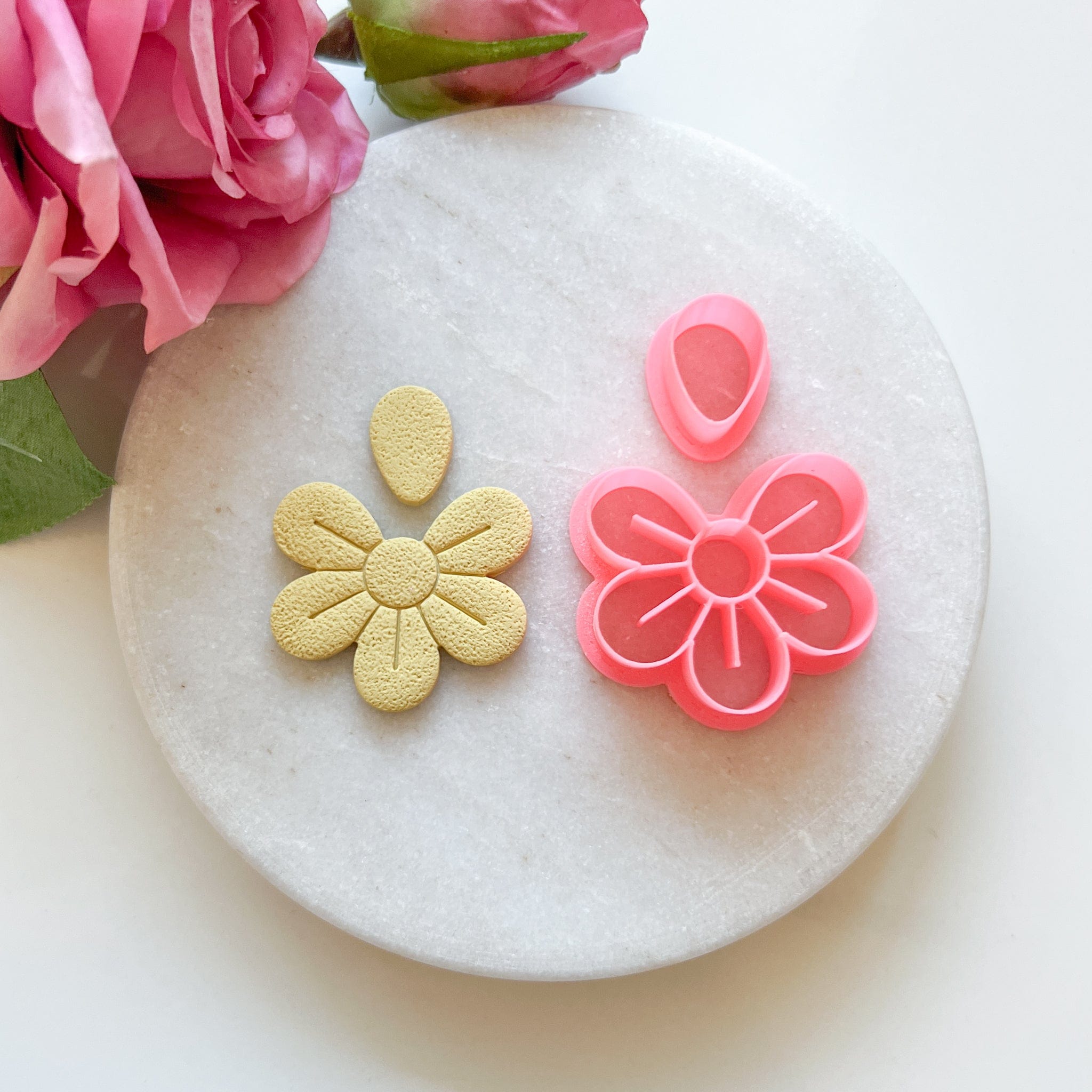 kitandco.com.au Cutter He Loves Me Daisy Cutter Set (2pc)