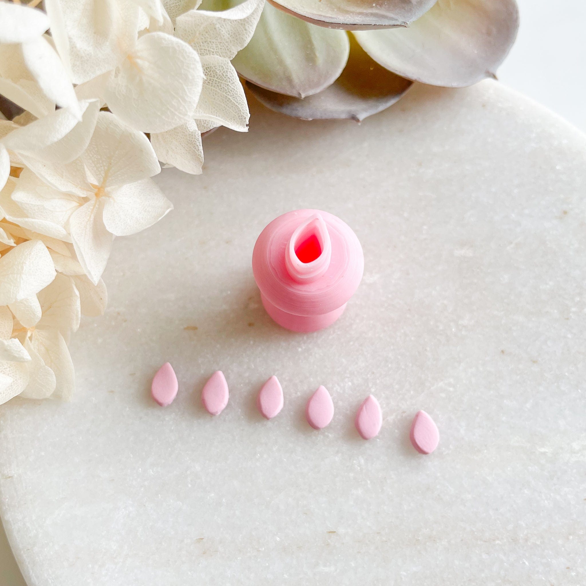 kitandco.com.au Cutter Leaf 1  - Micro Cutter