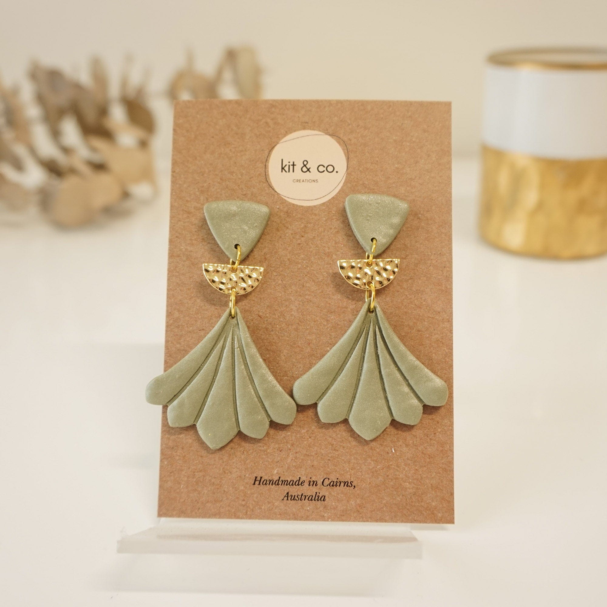 kitandco.com.au Cutter Scalloped Fan - Style #2