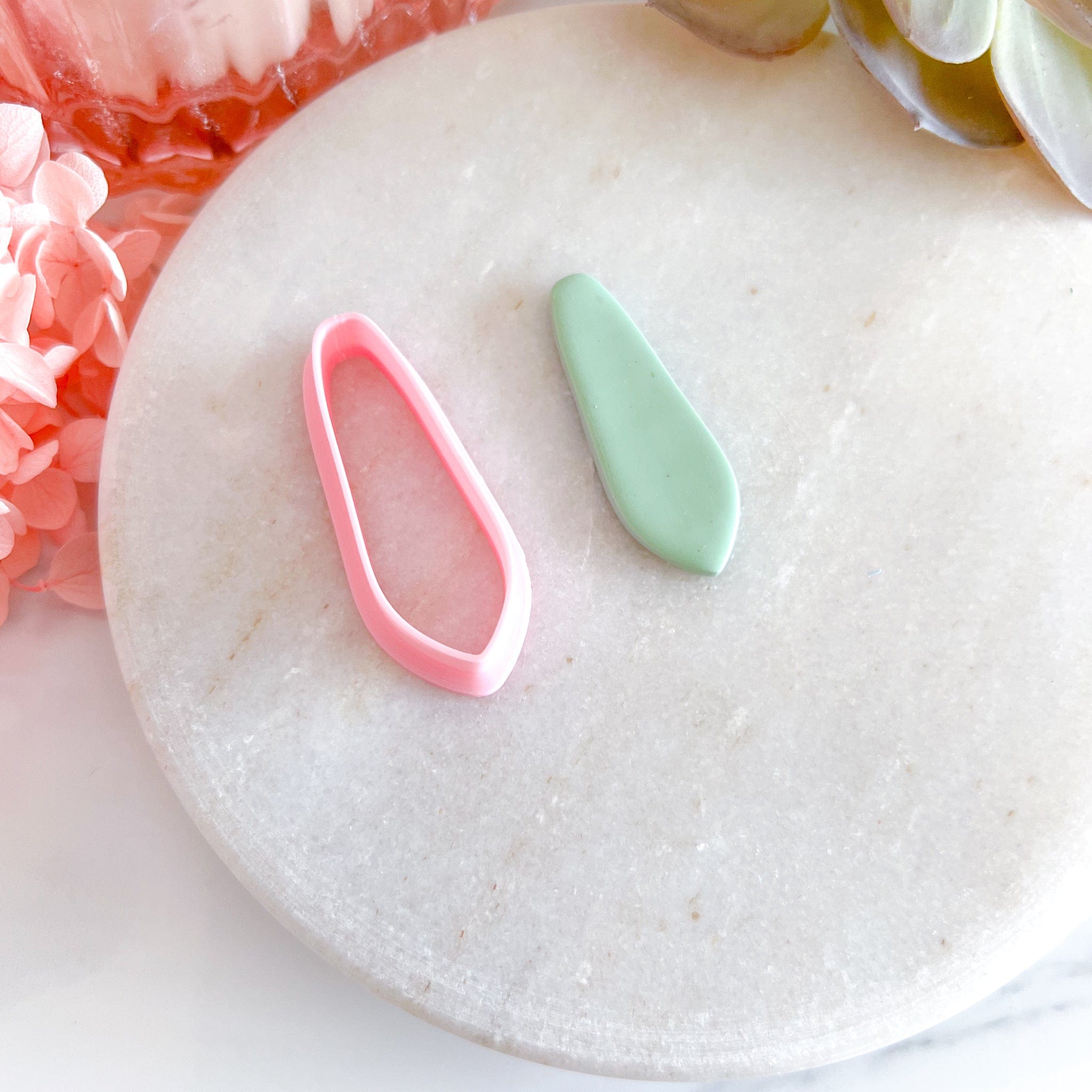 kitandco.com.au Cutter Spear Dangle - Clay Cutter