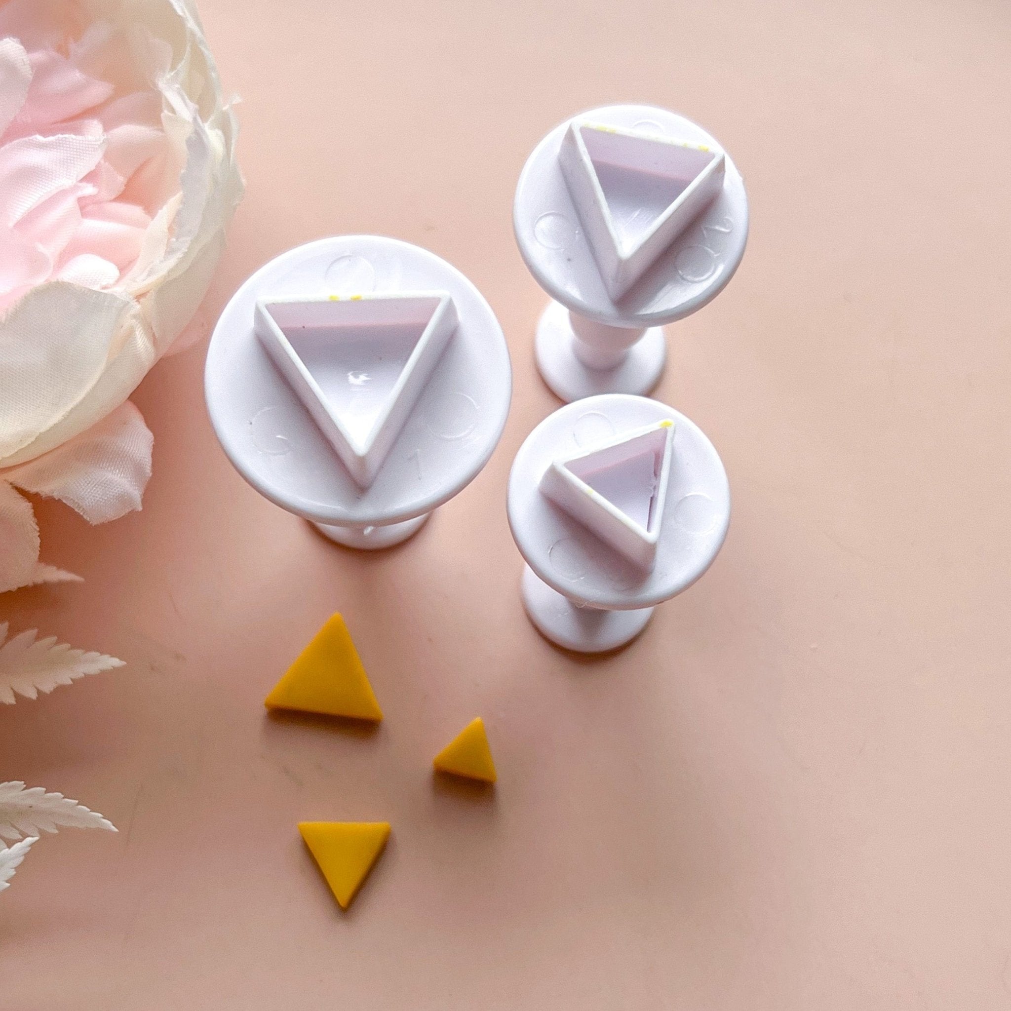 Triangle Push Cutter Set (3 pcs) DISCONTINUED - Kit & Co.Cutter