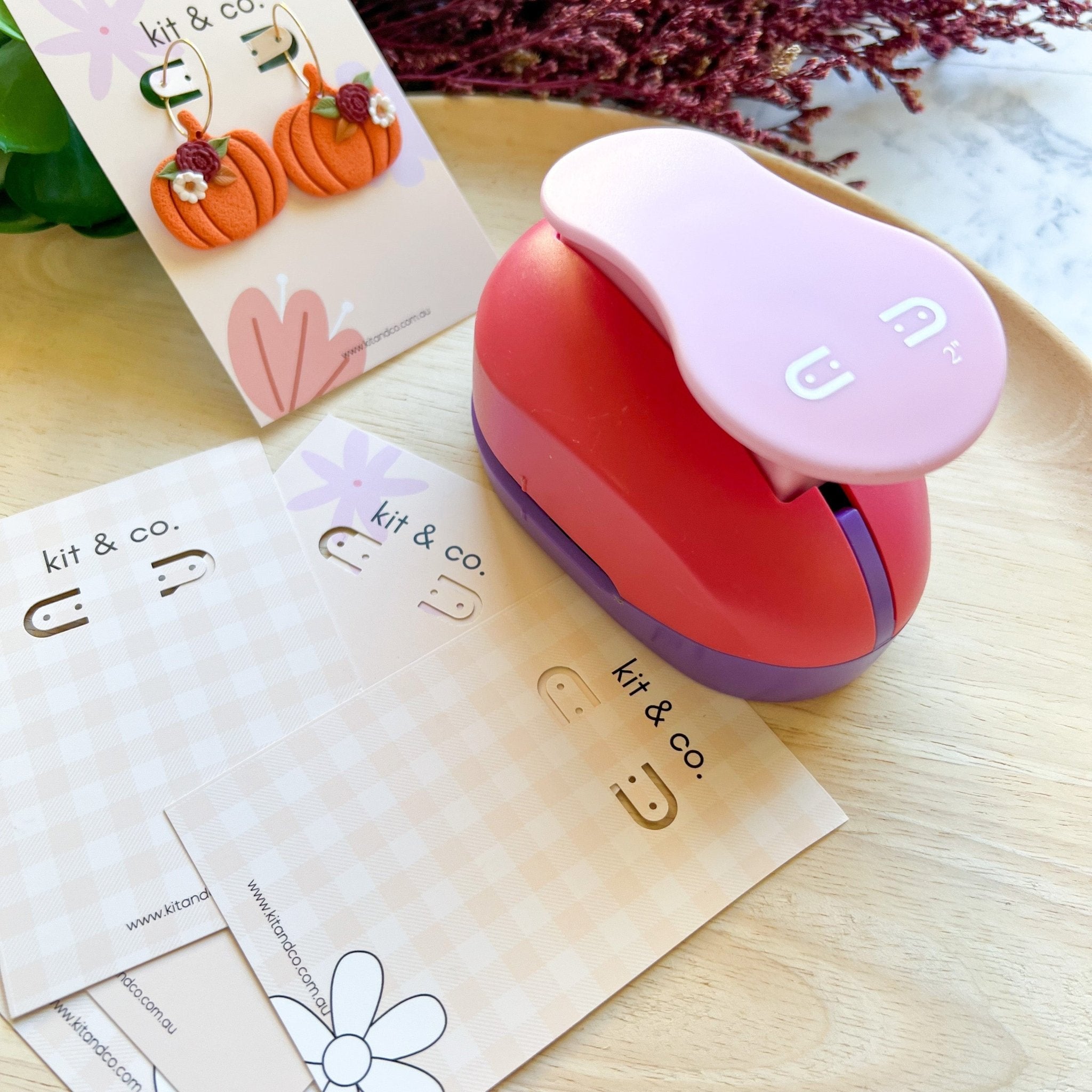 Earring Card Hole Punch - Kit & Co.Tools