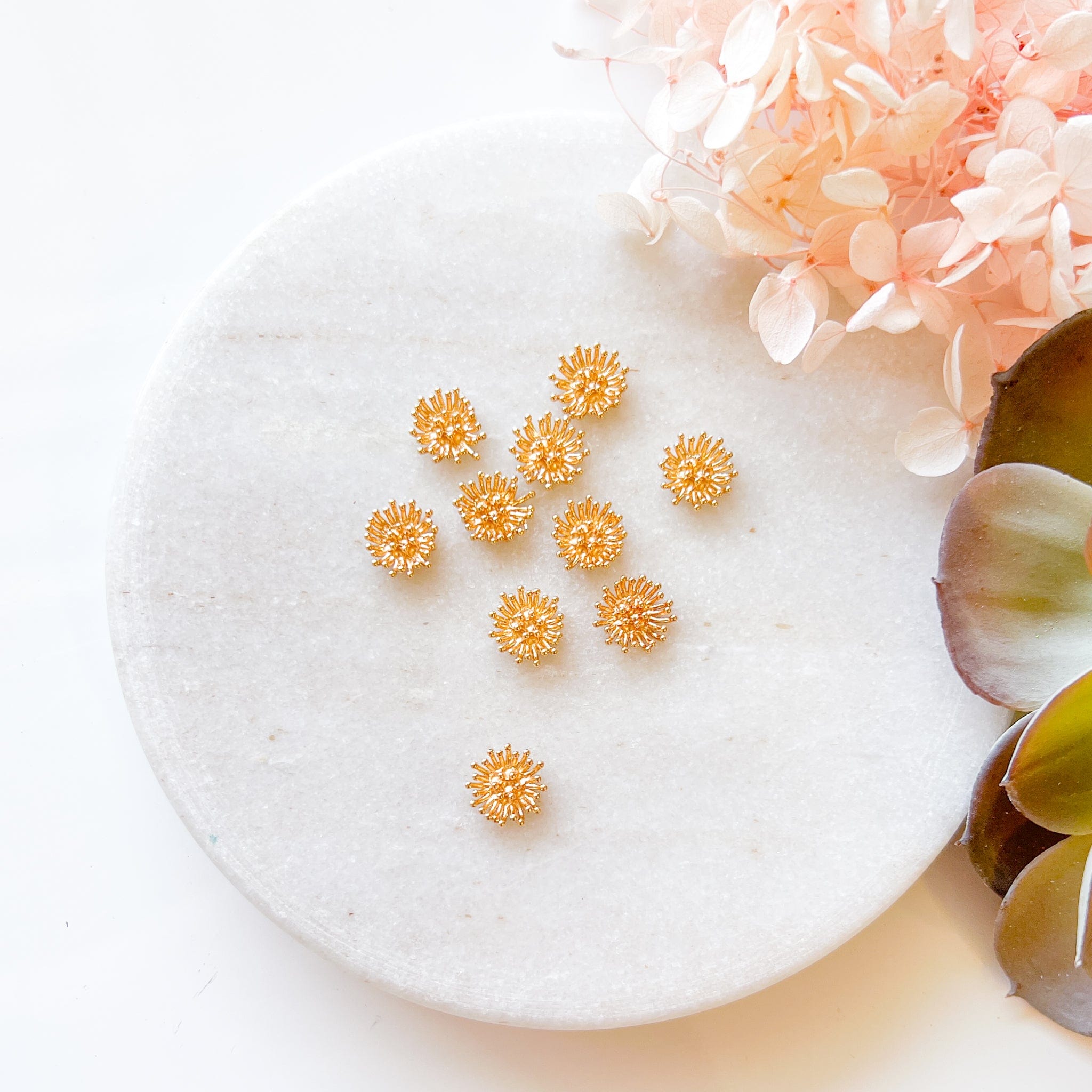 kitandco.com.au Large Gold Stamen #4 (10 pcs)