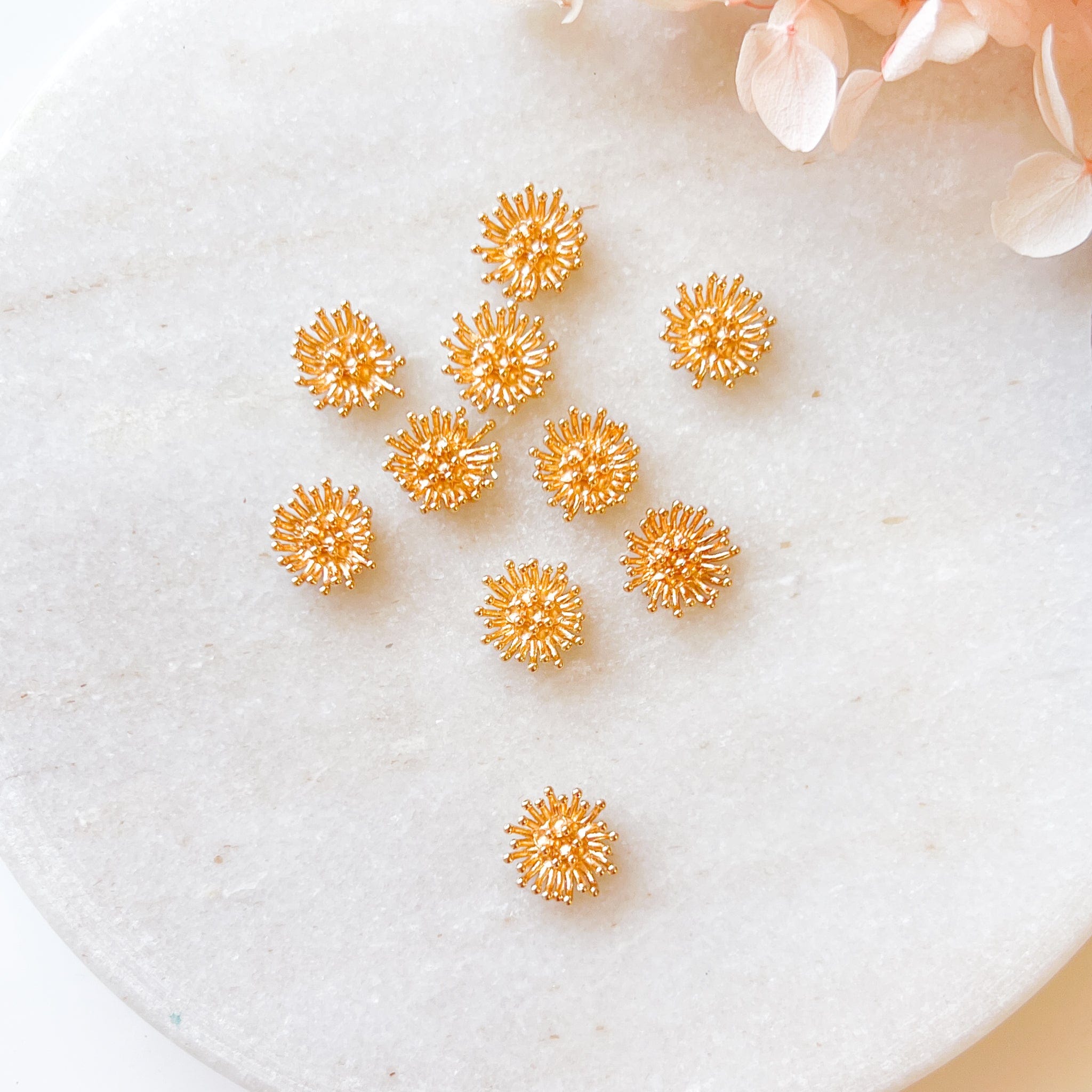 kitandco.com.au Large Gold Stamen #4 (10 pcs)