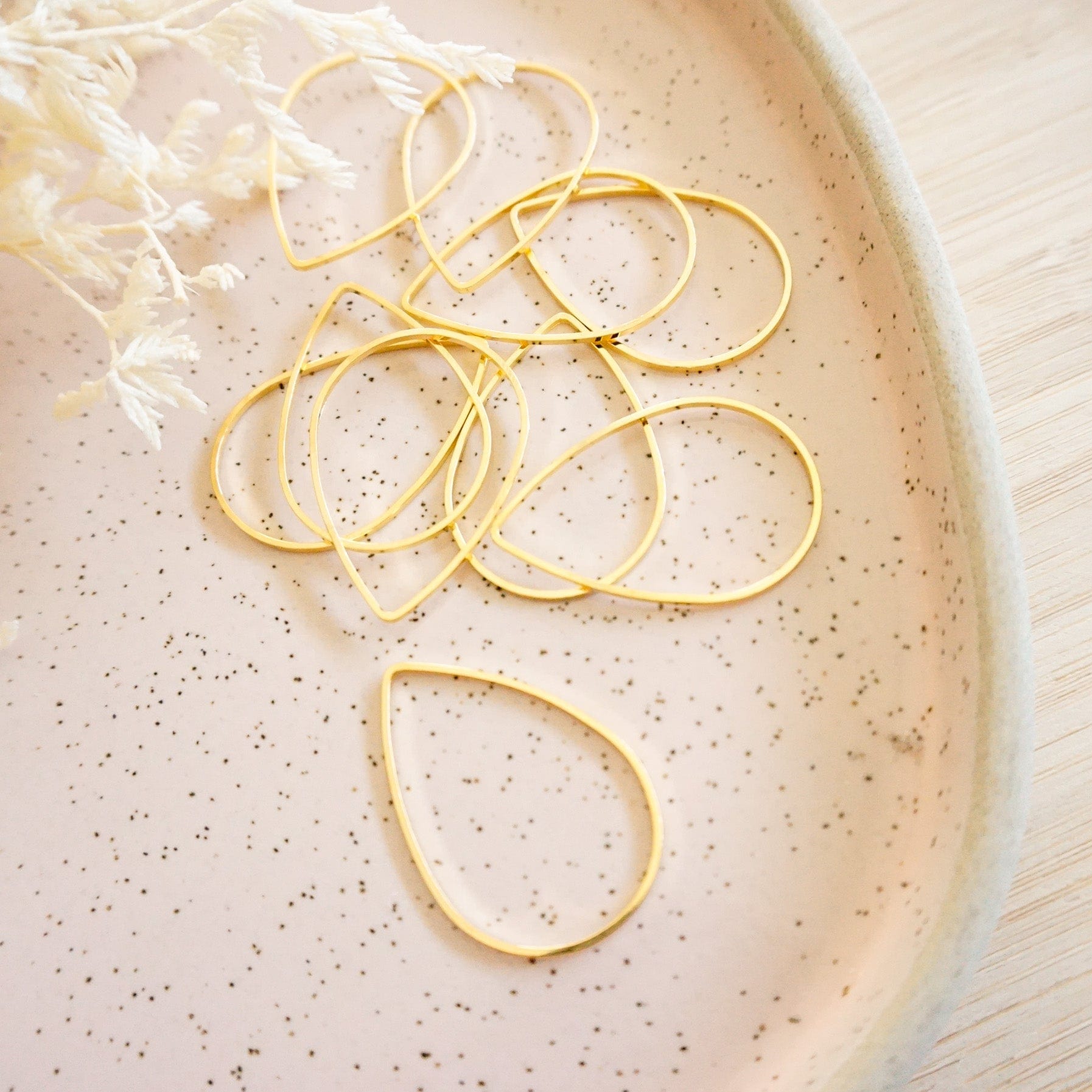 kitandco.com.au Gold Large Teardrop Connector (50 pcs) Choose Colour