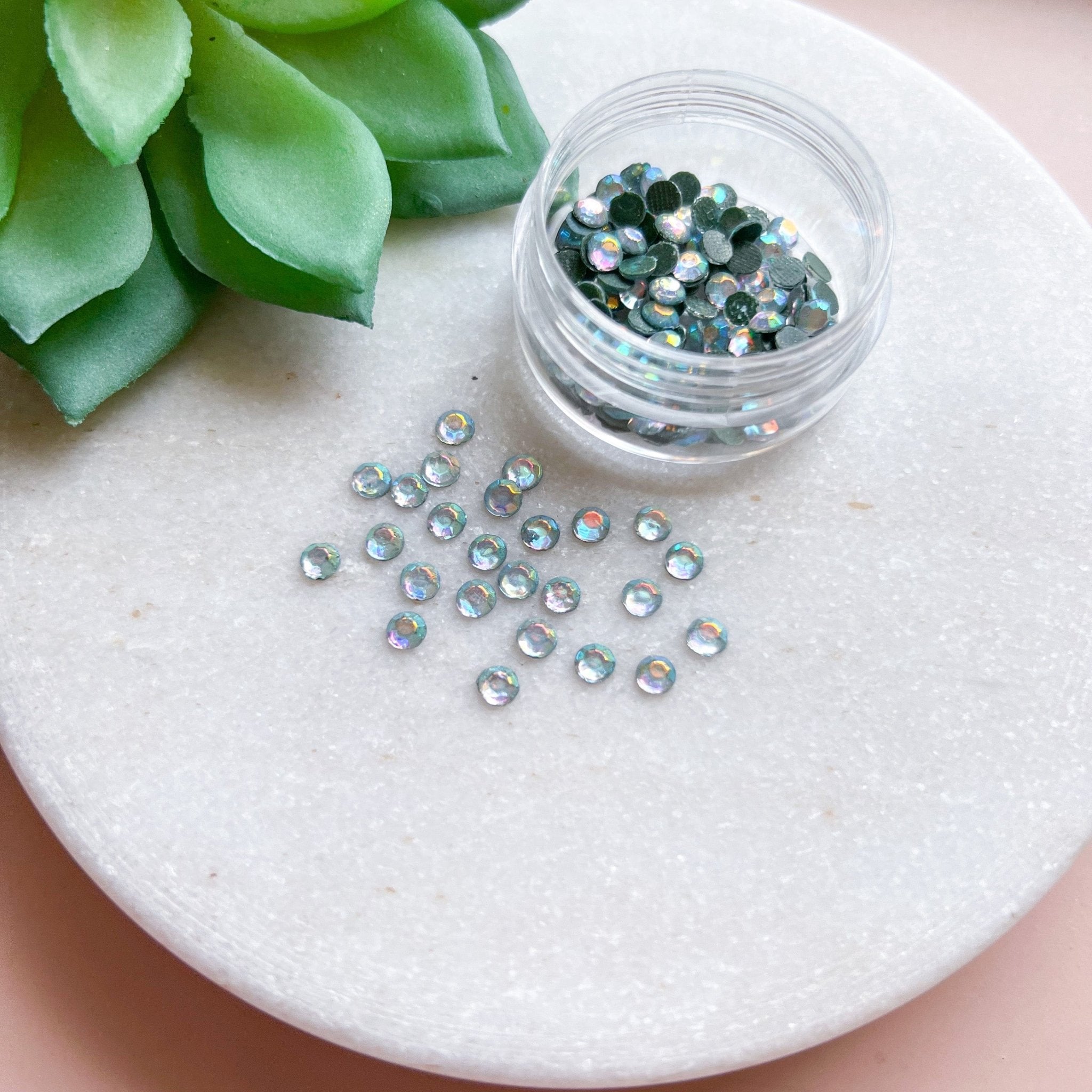 Glass Rhinestones Pot - Silver - Kit & Co.mica