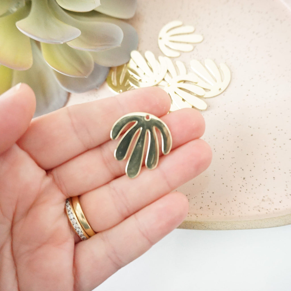 kitandco.com.au "Modern Leaf" Charm - 10 pcs