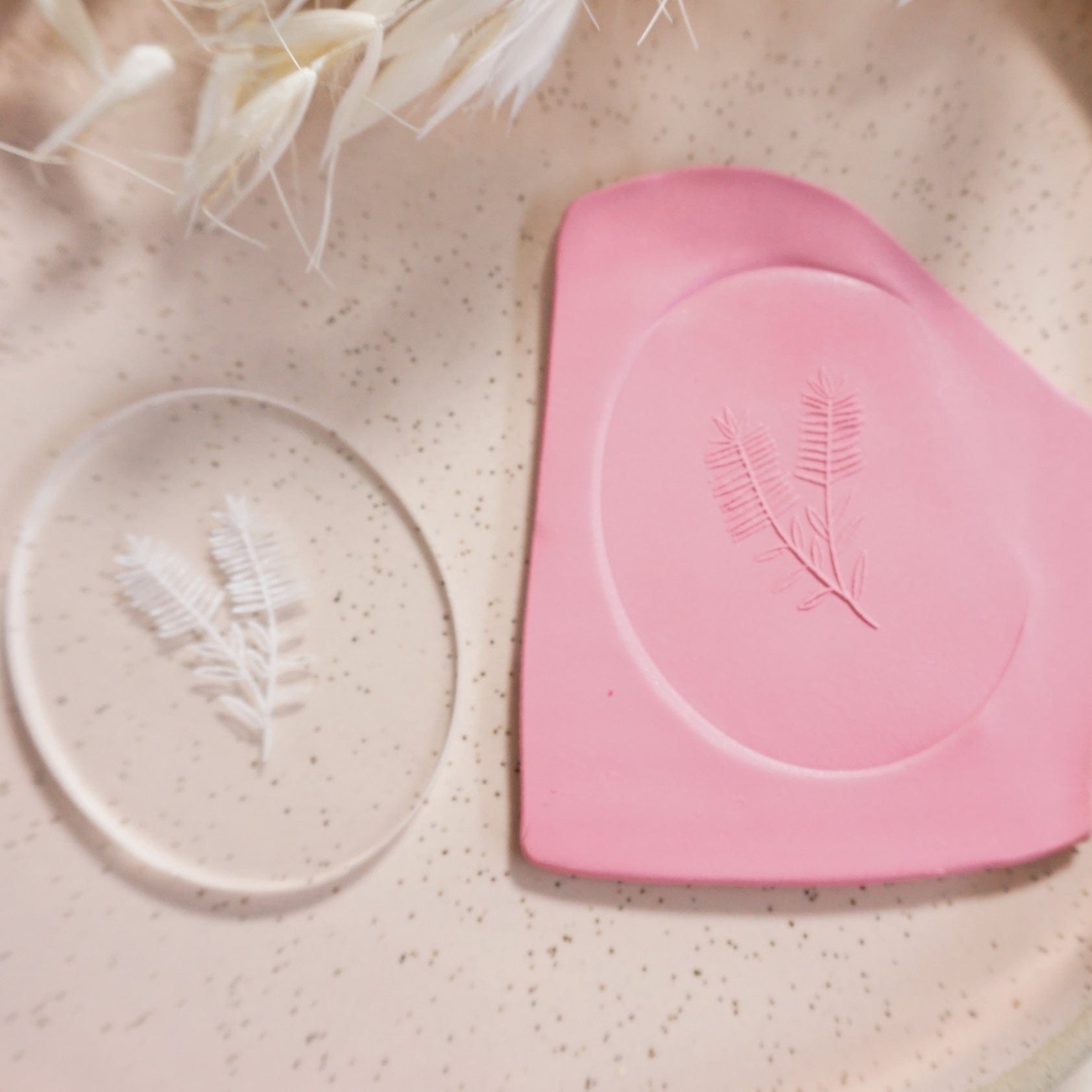 kitandco.com.au Stamp Bottlebrush - Texture Plate