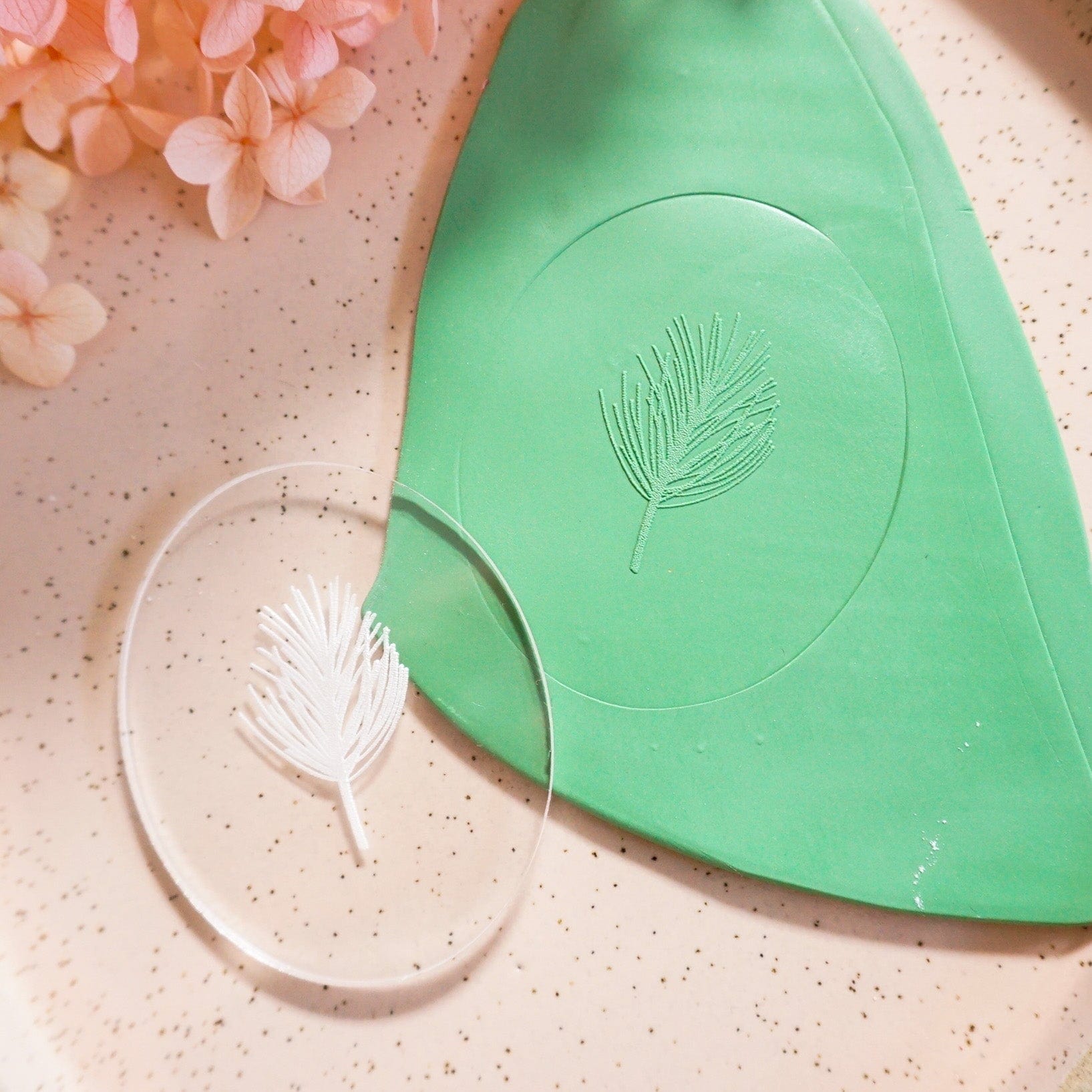 kitandco.com.au Stamp Christmas Fir - Texture Plate