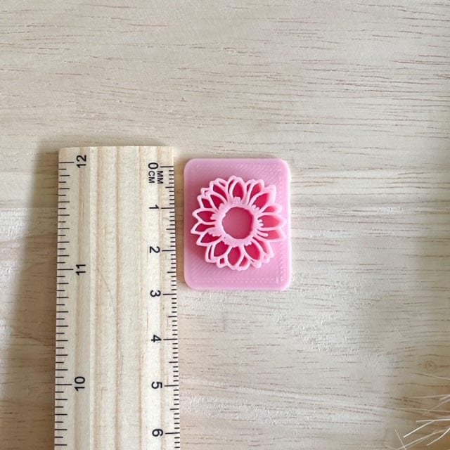 kitandco.com.au Stamp Small Sunflower  - Texture Stamp