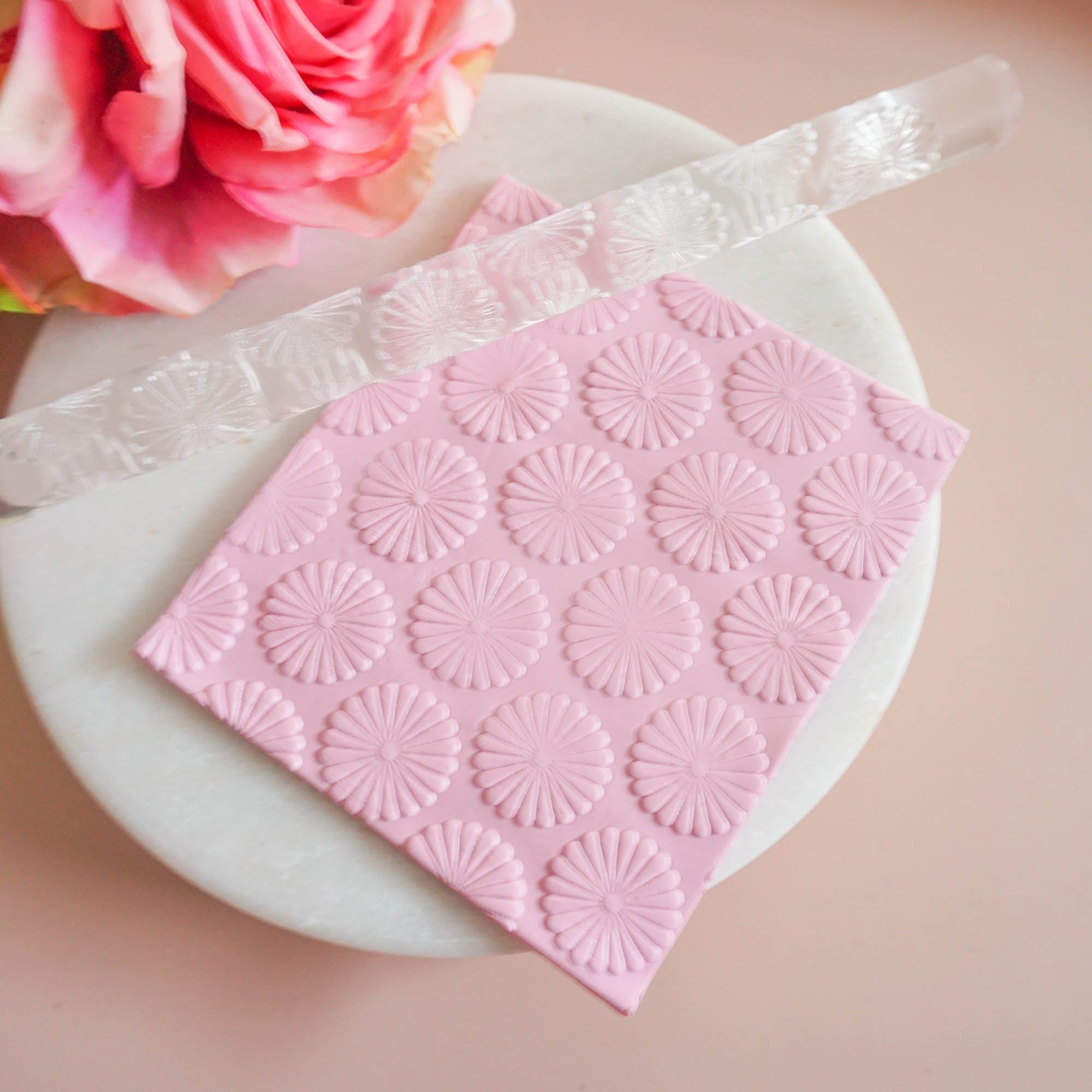 kitandco.com.au Texture Roller Acrylic "Full Daisy" - Acrylic Texture Roller