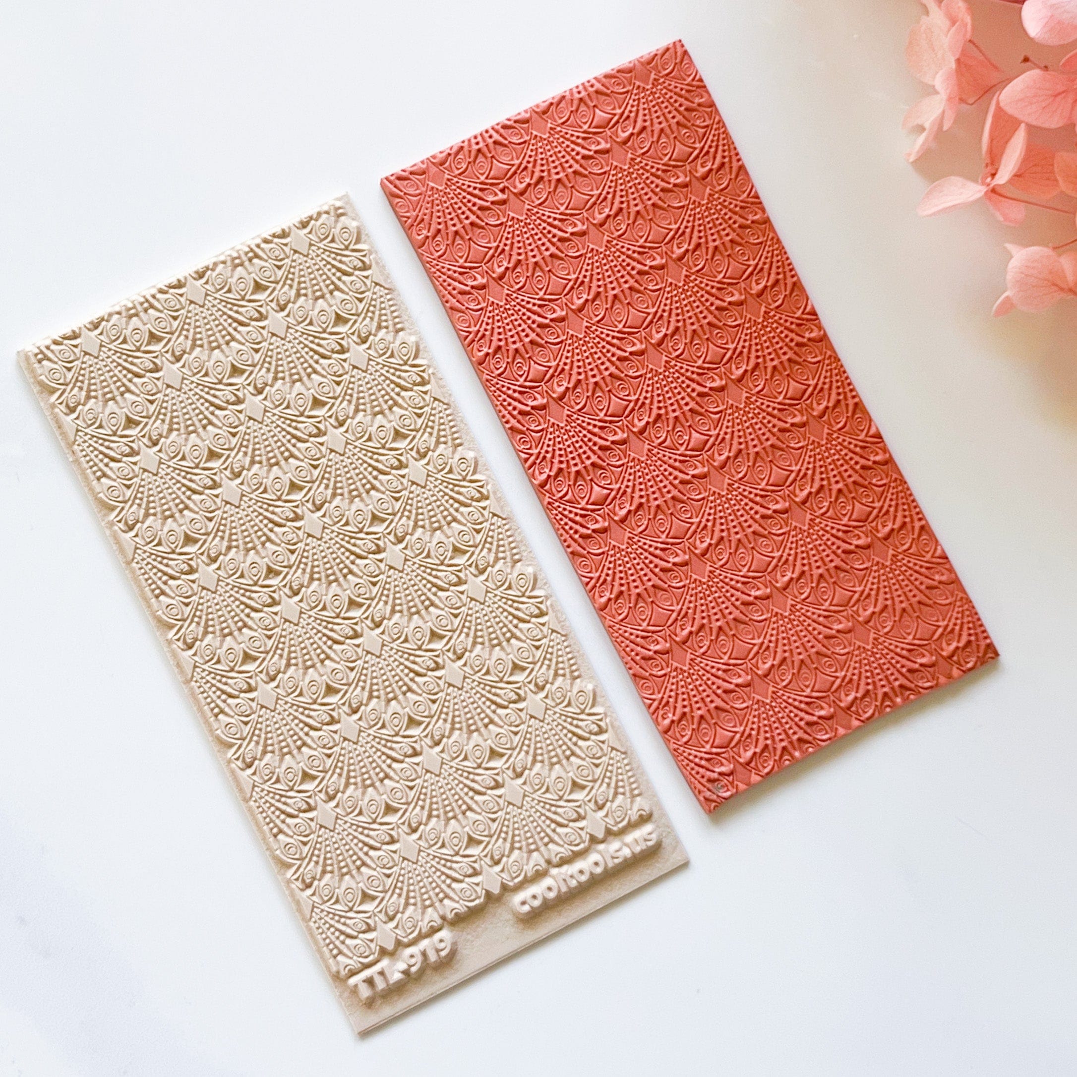 kitandco.com.au Texture Tile "Deco Drops Embossed" Texture Tile