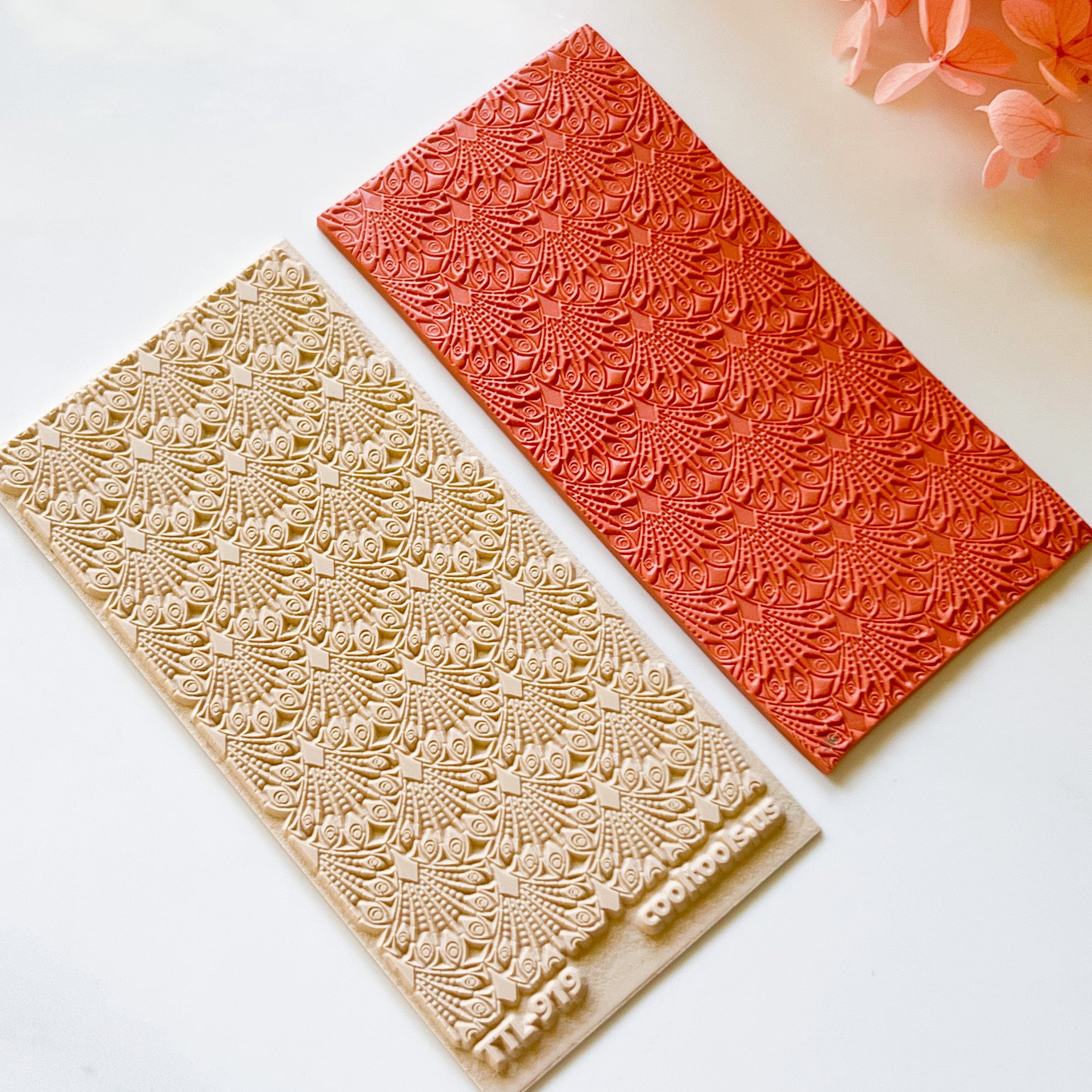 kitandco.com.au Texture Tile "Deco Drops Embossed" Texture Tile