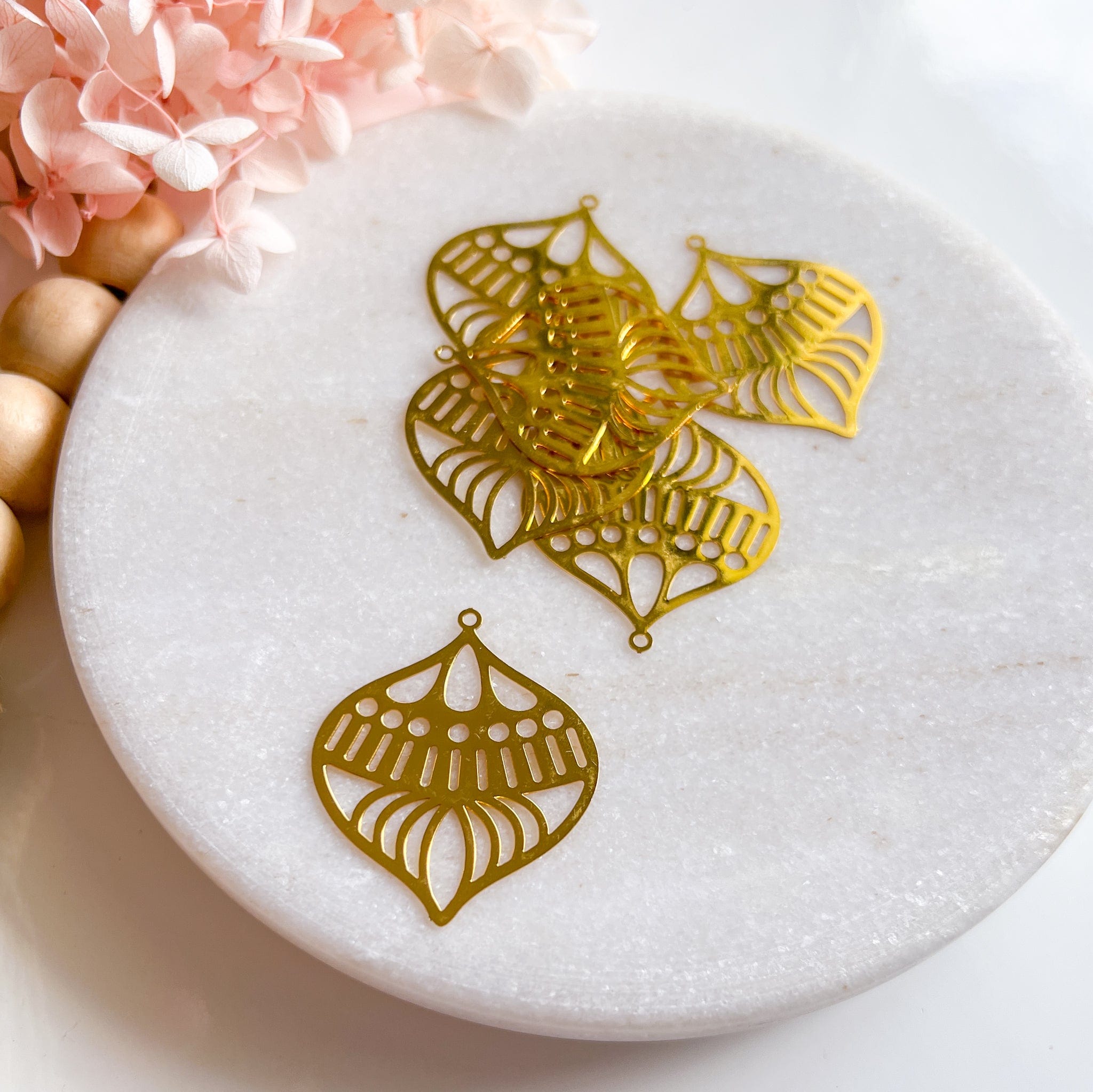 kitandco.com.au Tools "Bauble Filagree" Charm - 6 pcs (Choose Colour)