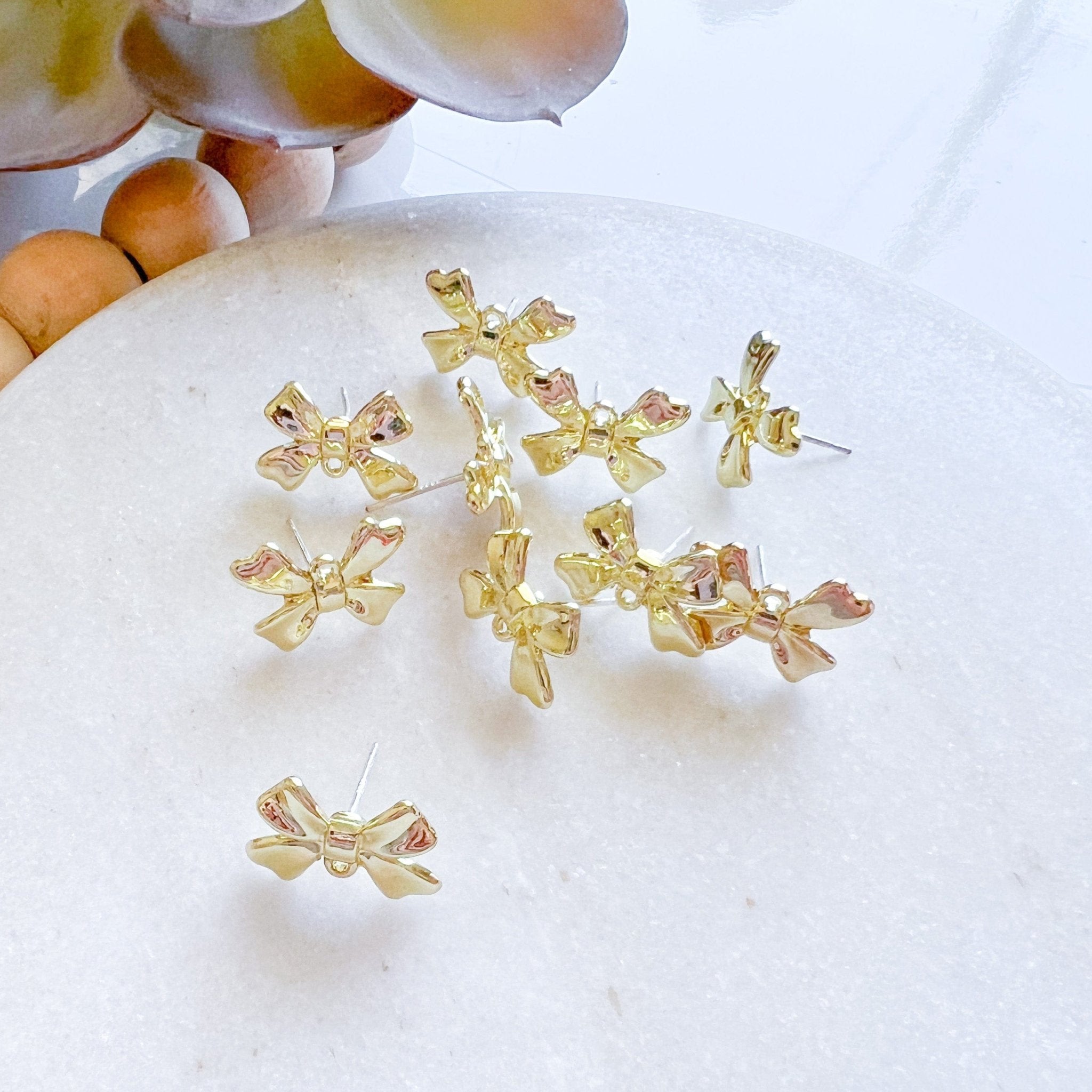 “Bow 2” - Earring Posts (10 pcs) - Kit & Co.Tools