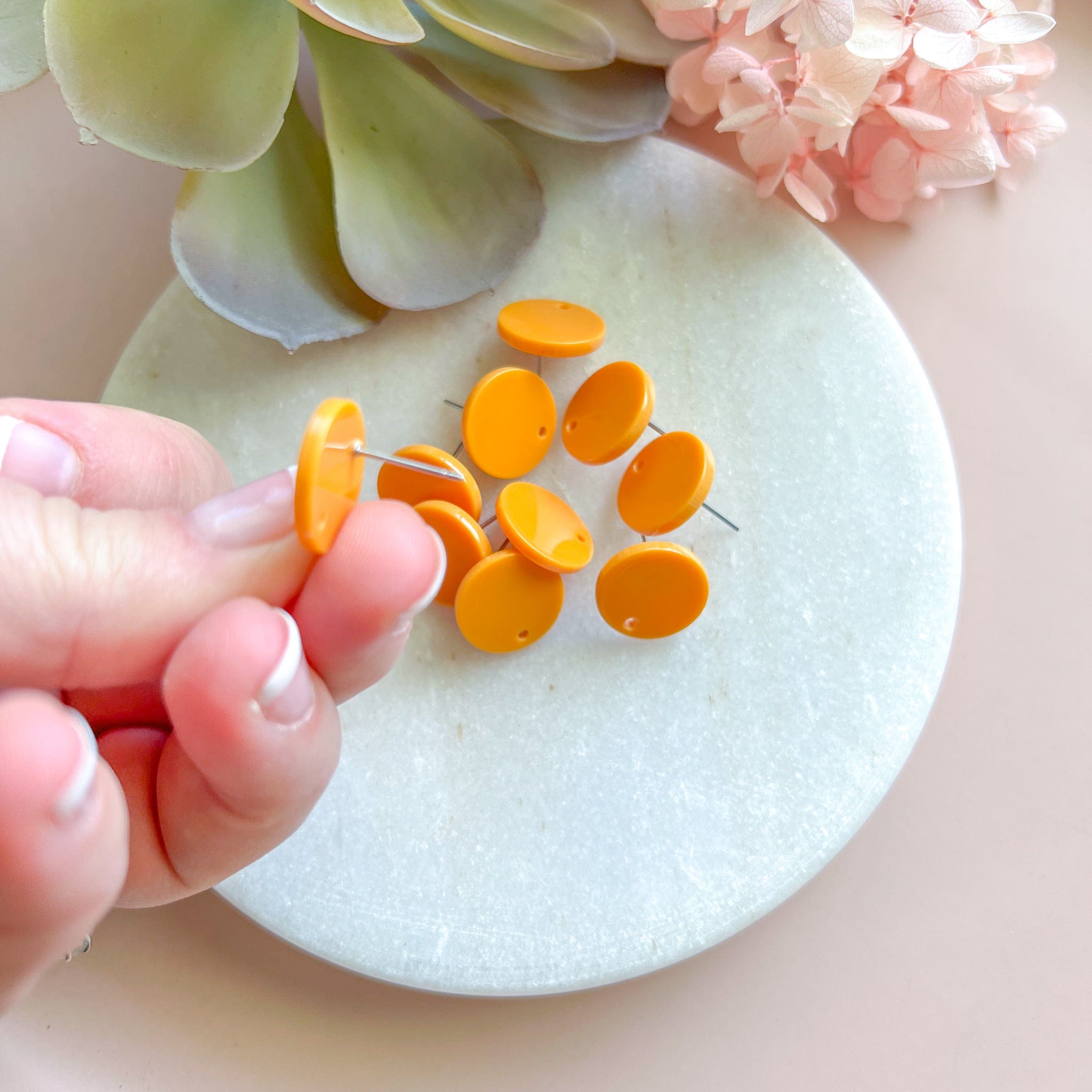 kitandco.com.au Tools Circle Acrylic Post - Mustard (10 pcs)