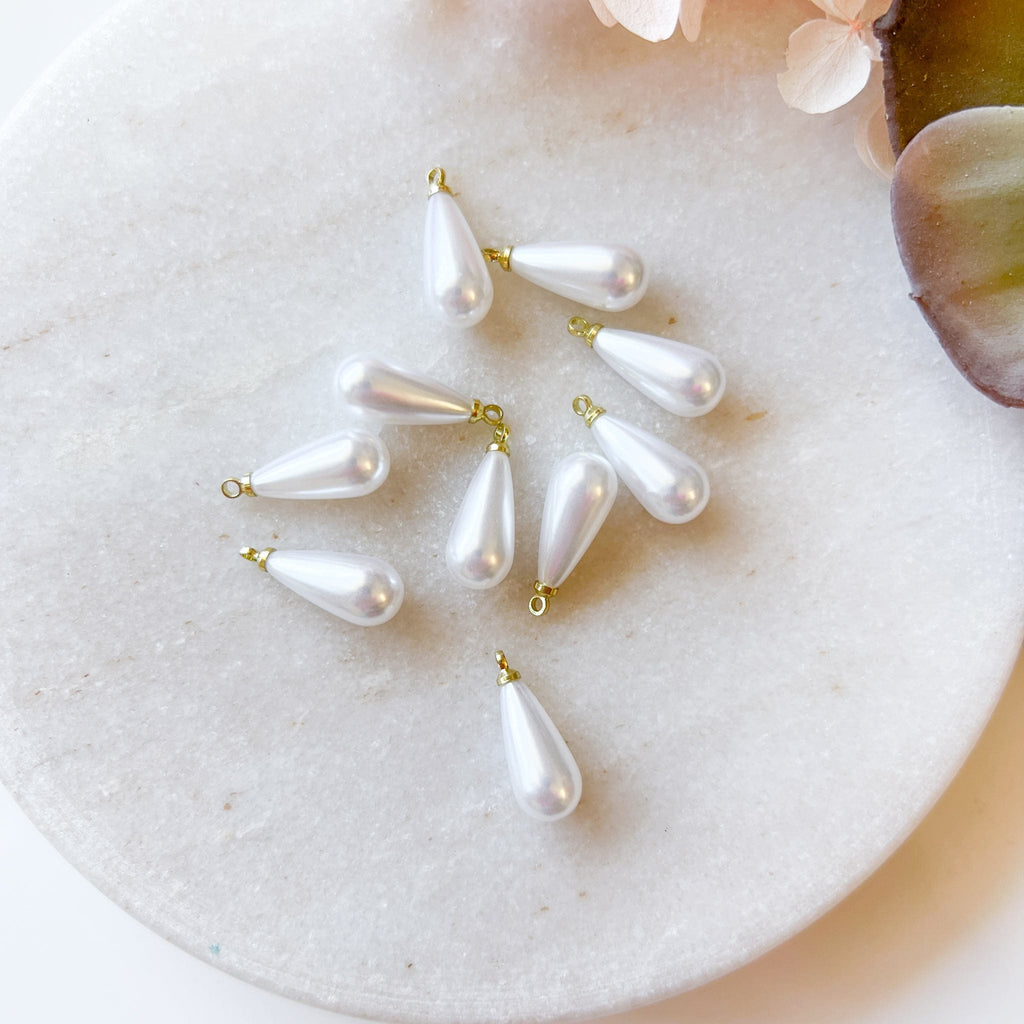 kitandco.com.au Tools Faux Pearl Charm #2 (10pc)