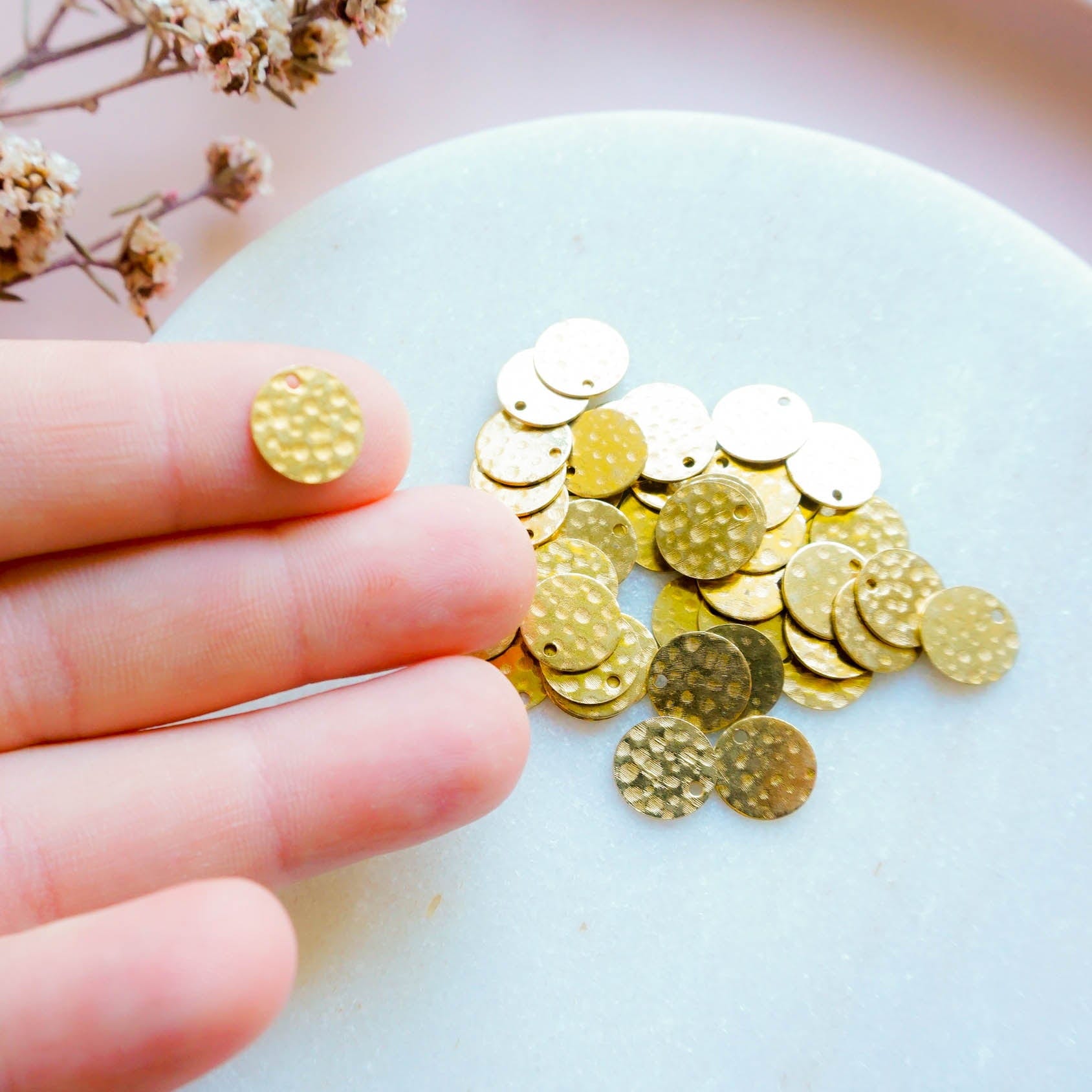 kitandco.com.au Tools Hammered Circle Dangle (10pcs)