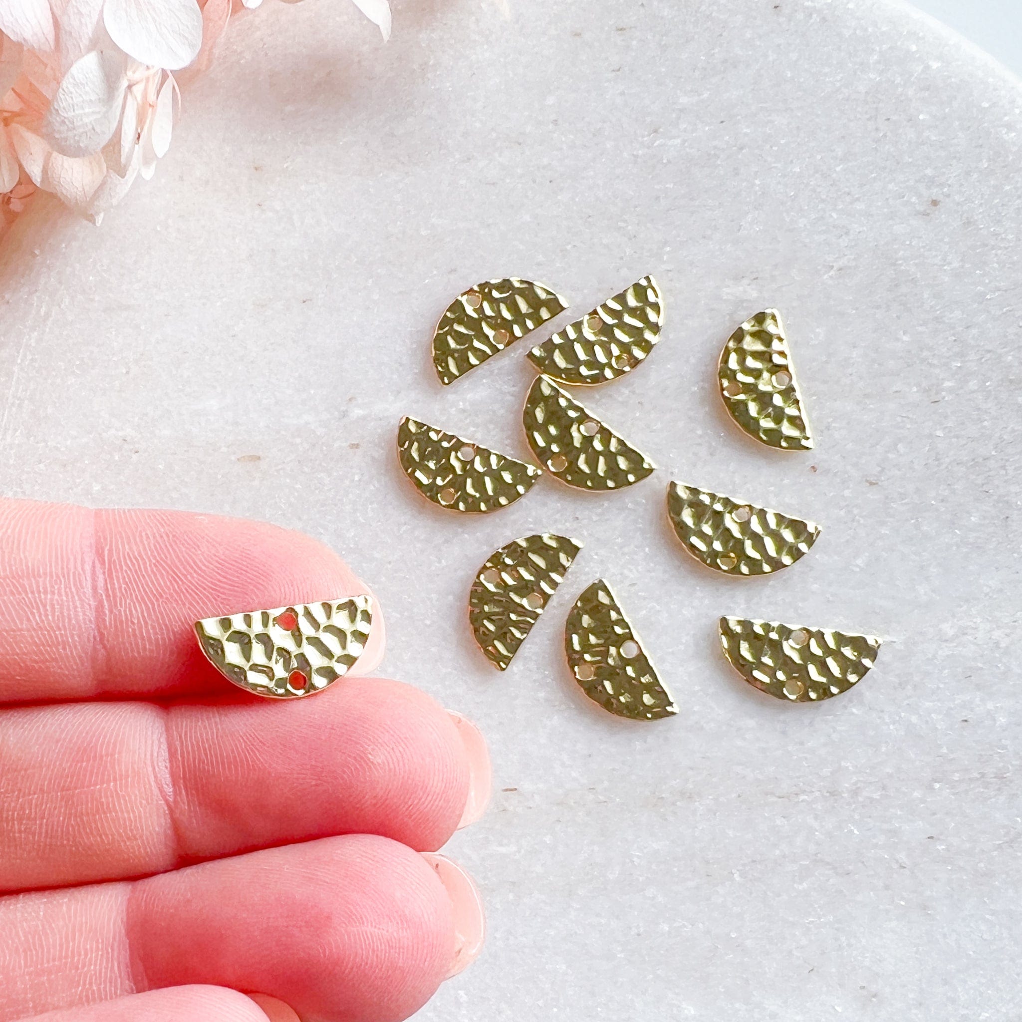 kitandco.com.au Tools Hammered Semi-Circle Connector - Gold (20pcs)