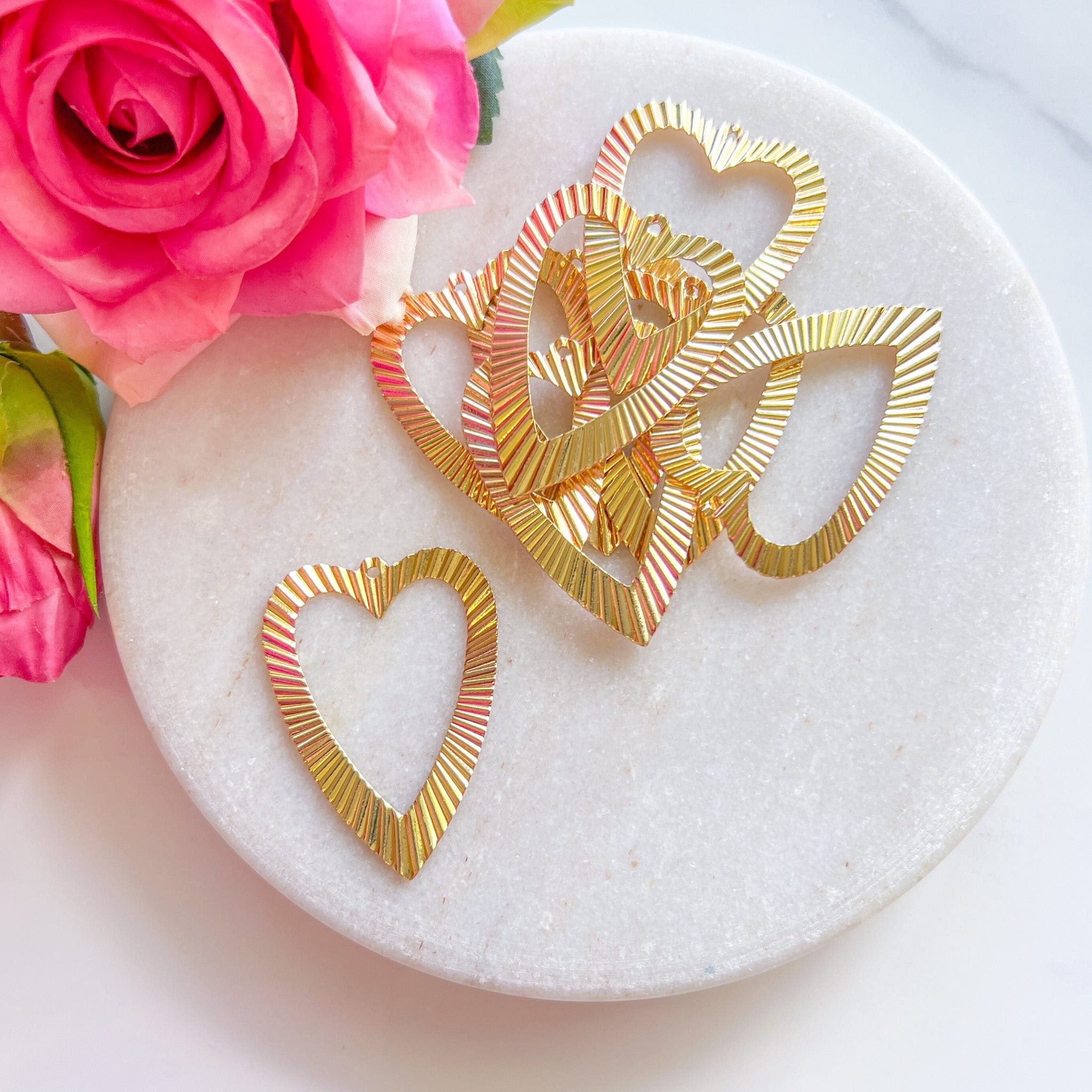 kitandco.com.au Tools Pleated Heart Charm - 10 pcs