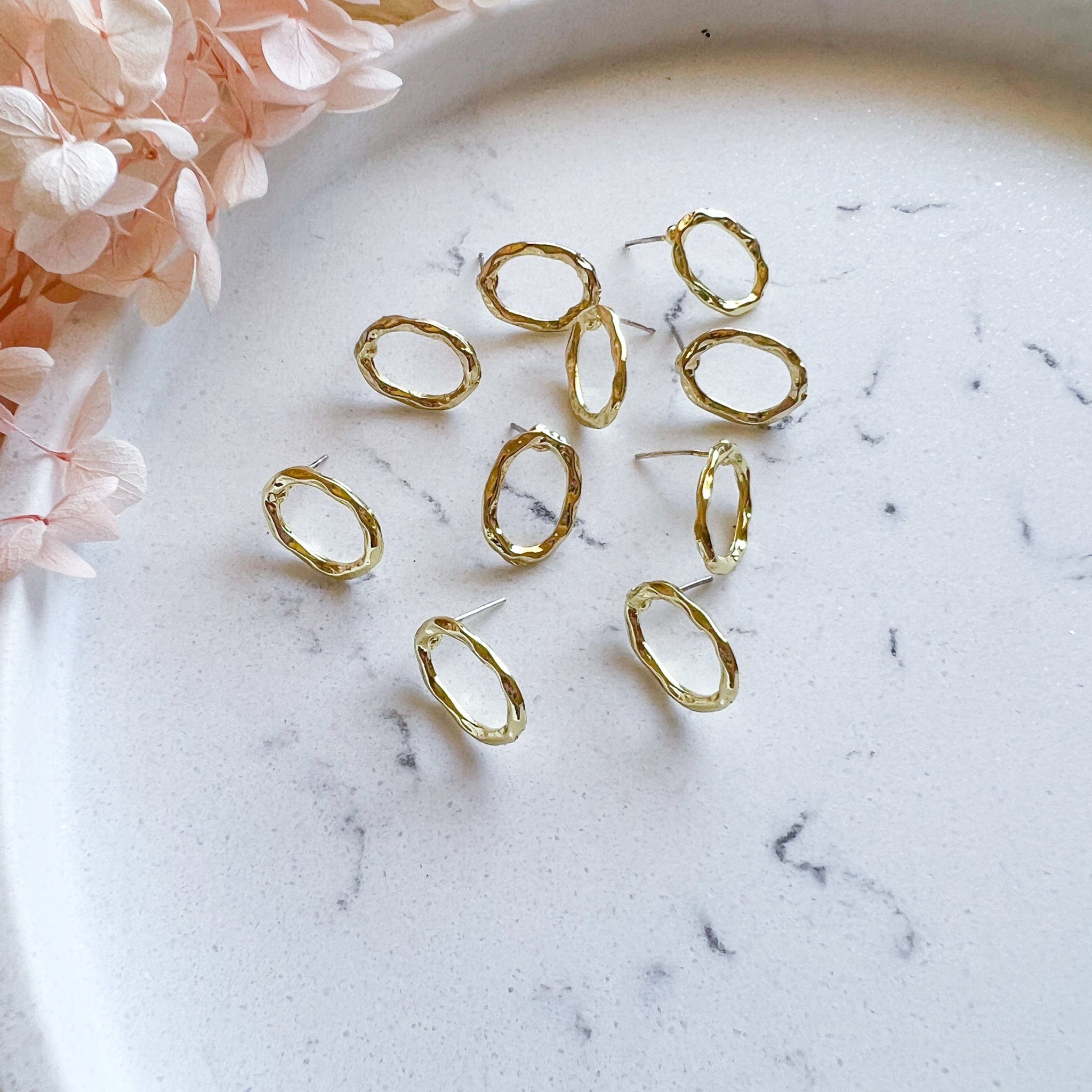 kitandco.com.au Tools "Textured Oval" - Earring Posts (10 pcs)