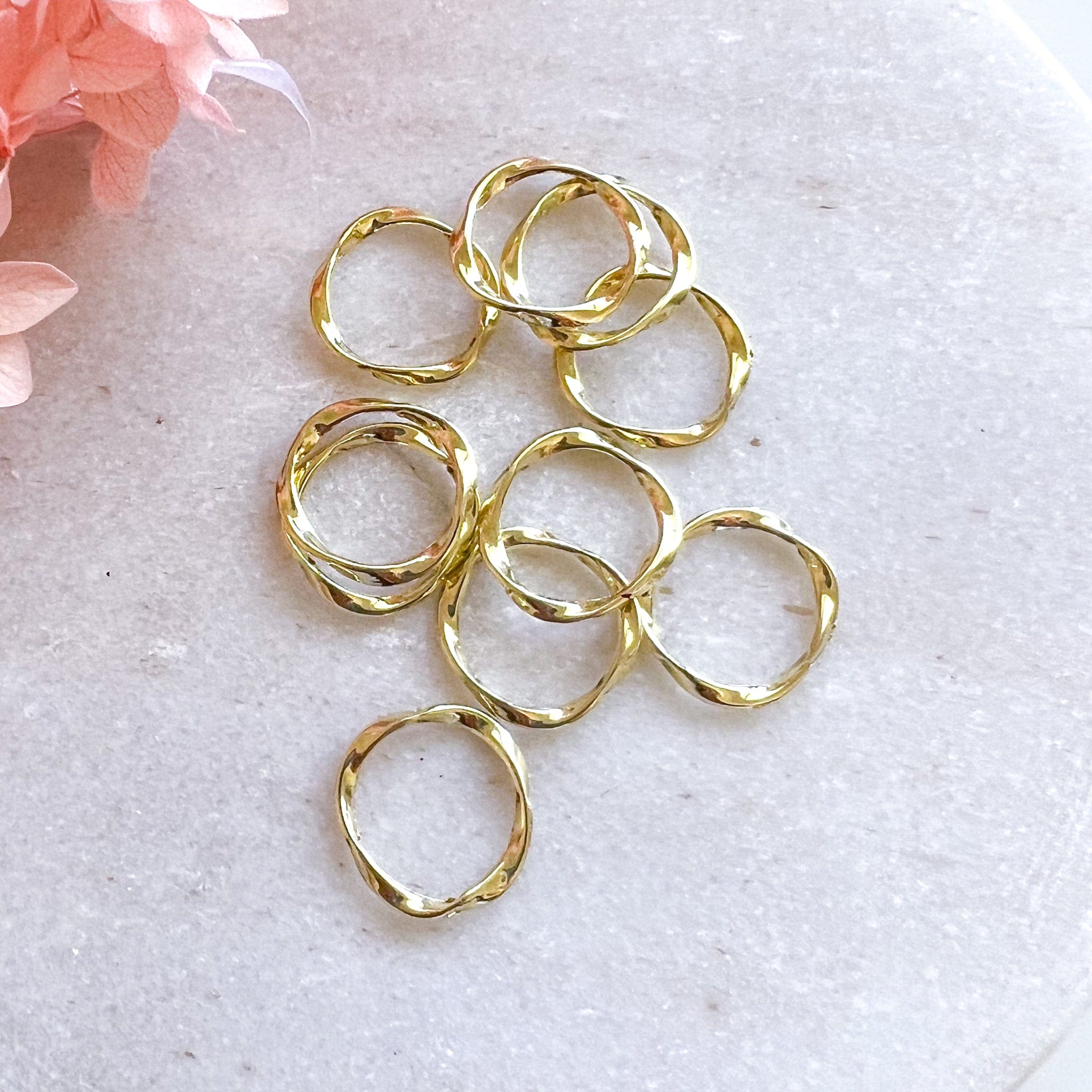 kitandco.com.au Tools Gold Twisted Circle 16mm - 10pcs Choose Colour