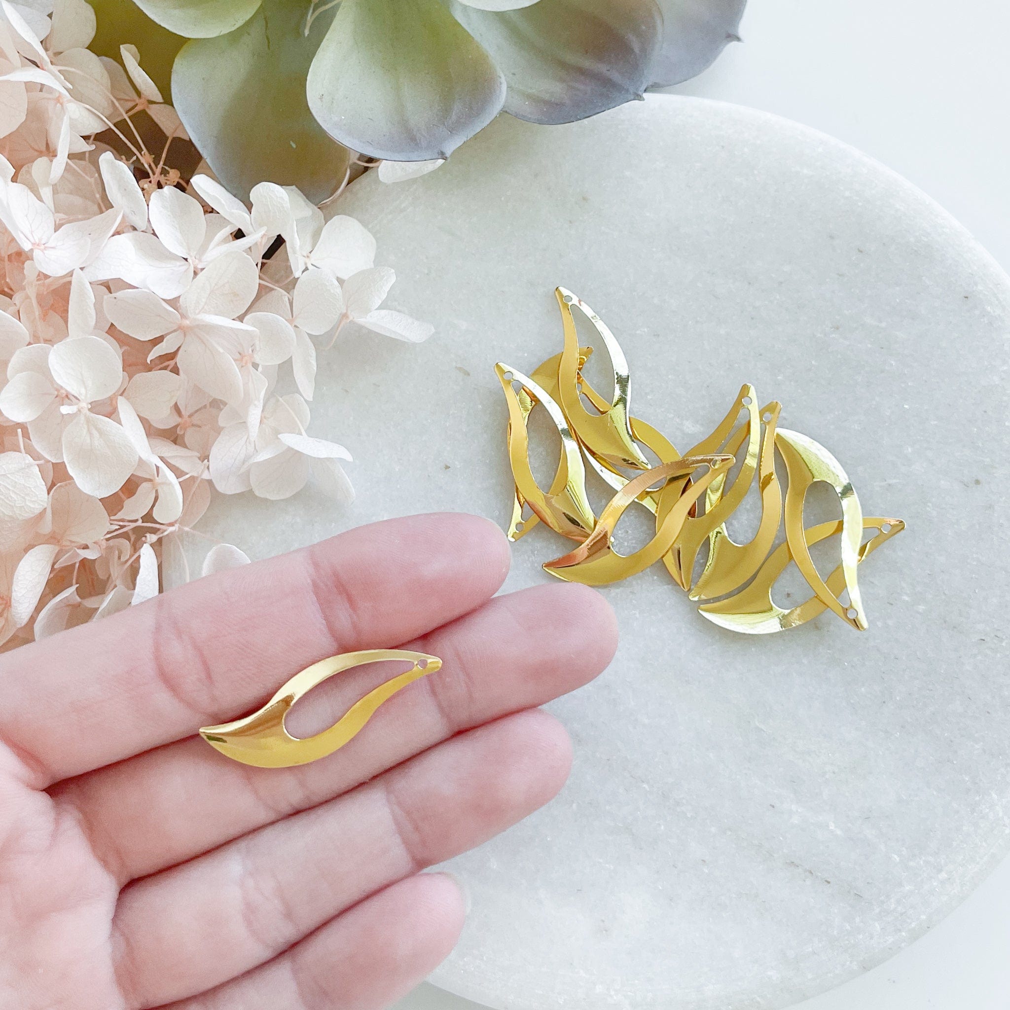 kitandco.com.au Tools "Wave" Charm (10pcs)